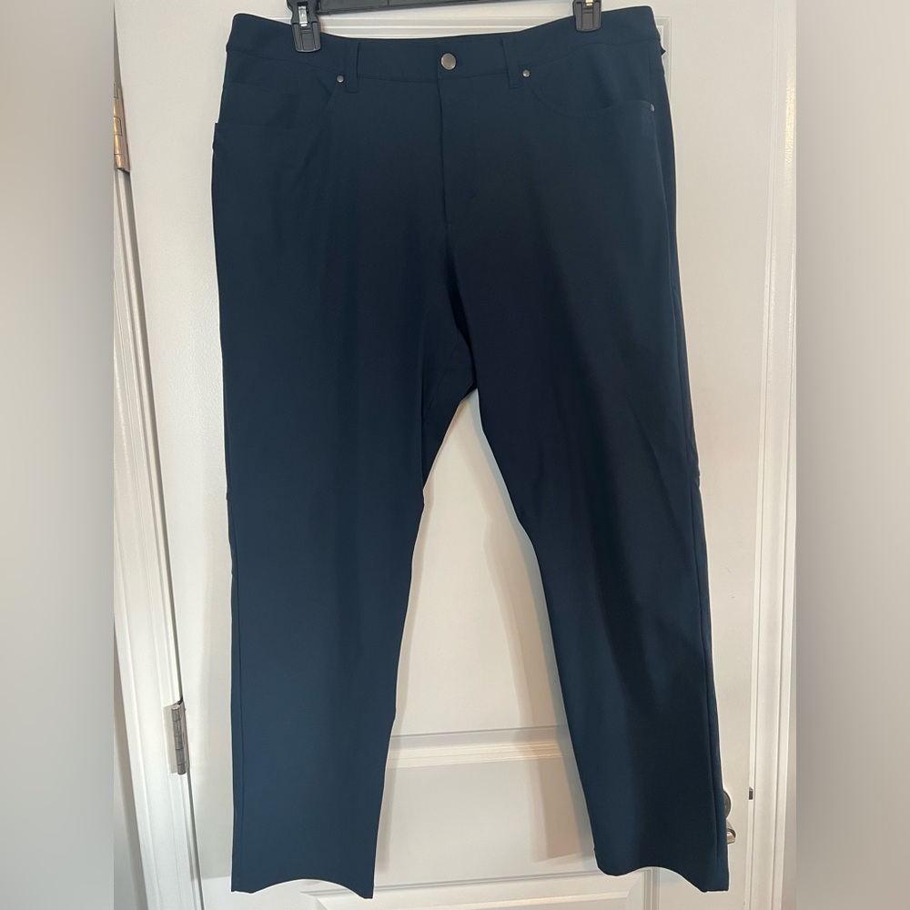 Lululemon Men’s ABC 5 Pocket Pant Navy Sz 38